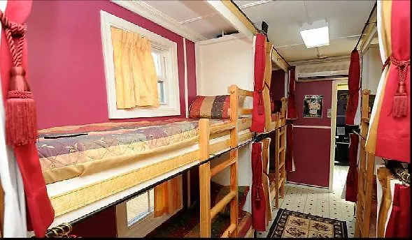 Jamaica\'S First Rv Mobile Home contacts